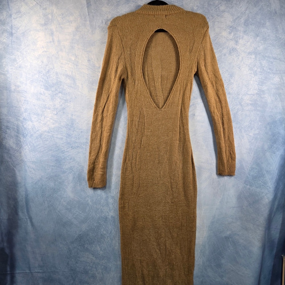 PrettyLittleThing Womens Camel Knit‎ Open Back Mock Neck Maxi Dress Small NWT - Picture 6 of 8